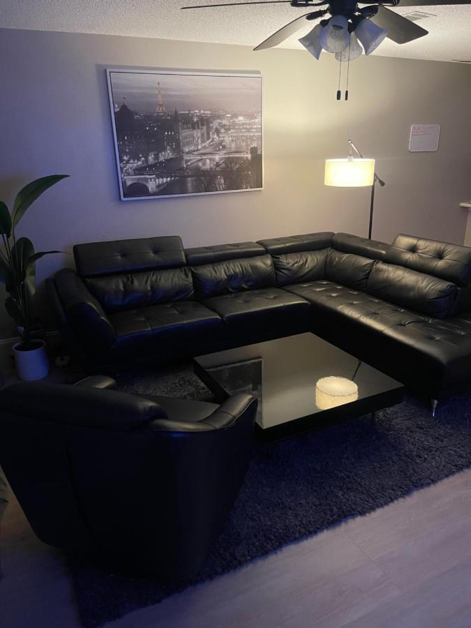 Modern 2 Bedroom Townhome Minutes From The Beach!! Форт Уолтон Бич Экстерьер фото